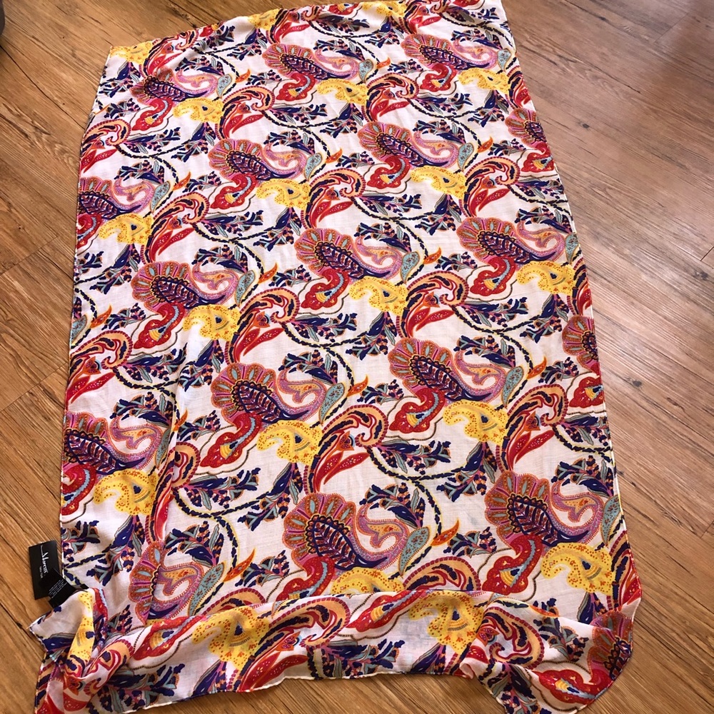 Marcus Adler Scarf - Picture 4 of 7